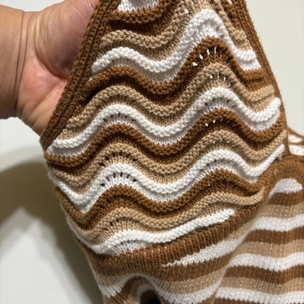 No Boundaries Chevron Striped Crochet Halter Crop Top Size M Brown Boho Festival
